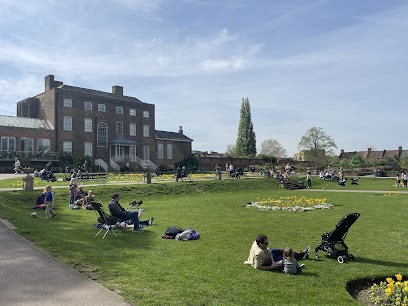 Lloyd Park